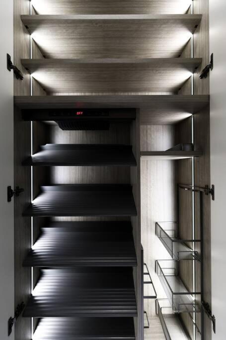 Modern Luxury In Gangnam With Cityview&wine Apartment *