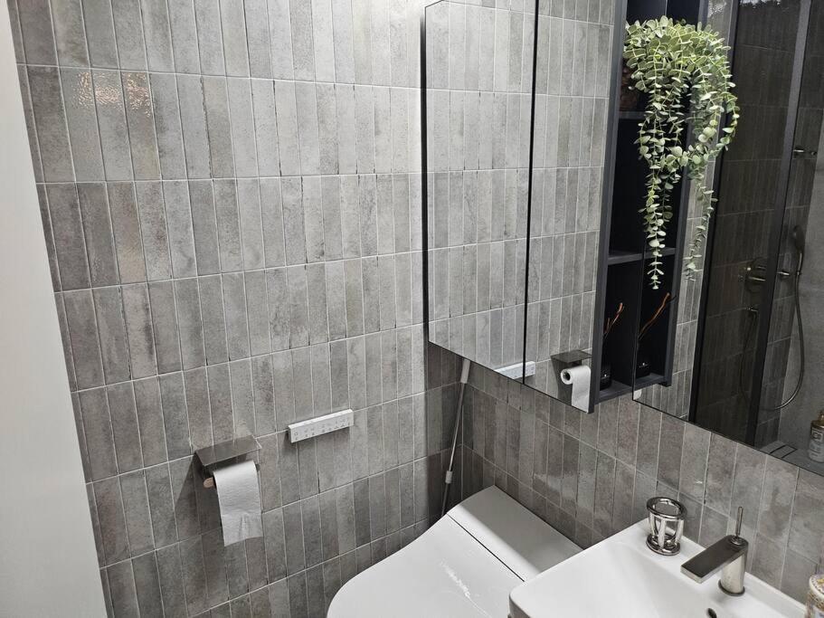 Apartment Modern Luxury In Gangnam With Cityview&wine