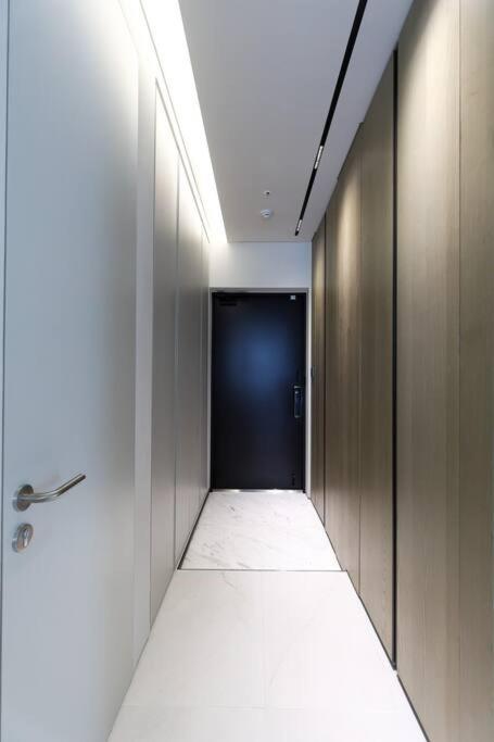 Apartment Modern Luxury In Gangnam With Cityview&wine Seoul