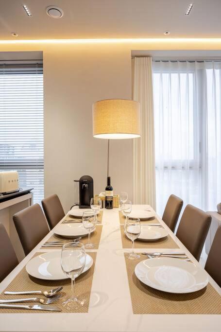 Modern Luxury In Gangnam With Cityview&wine Seoul
