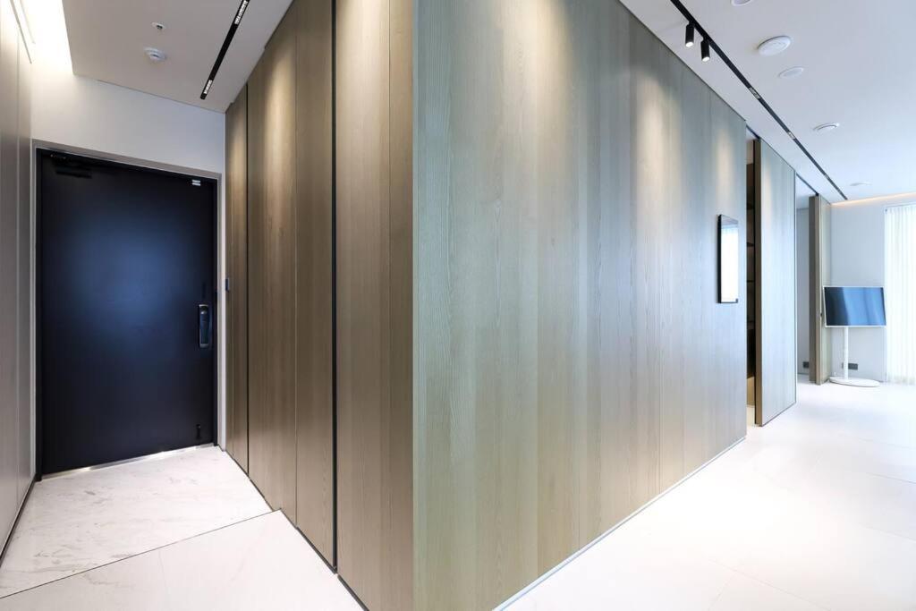 Modern Luxury In Gangnam With Cityview&wine * Seoul