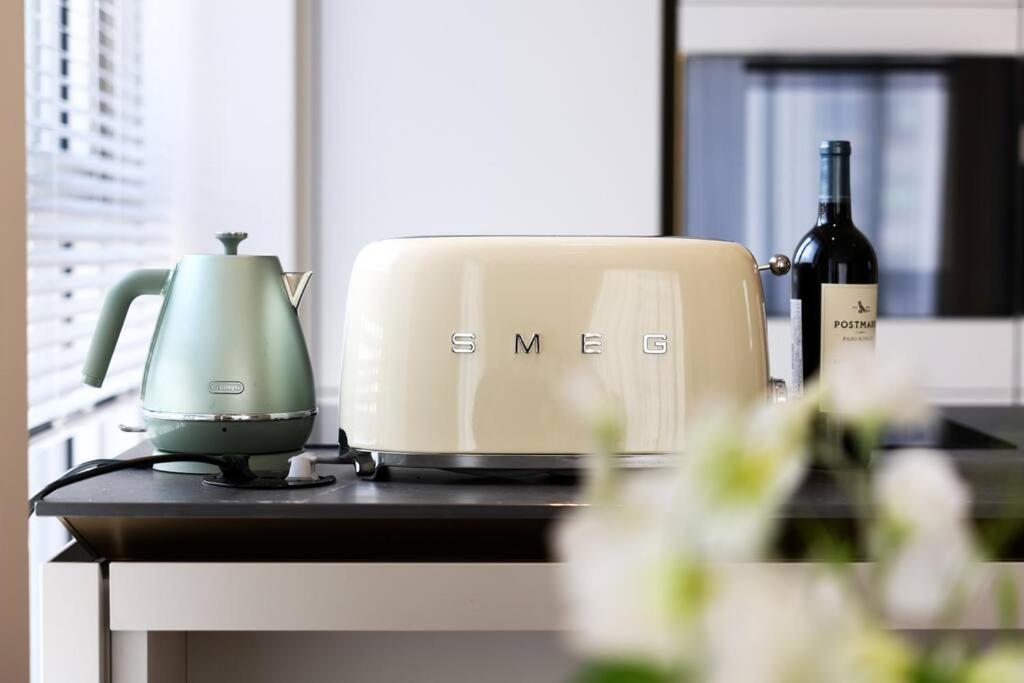 Modern Luxury In Gangnam With Cityview&wine Apartment Seoul